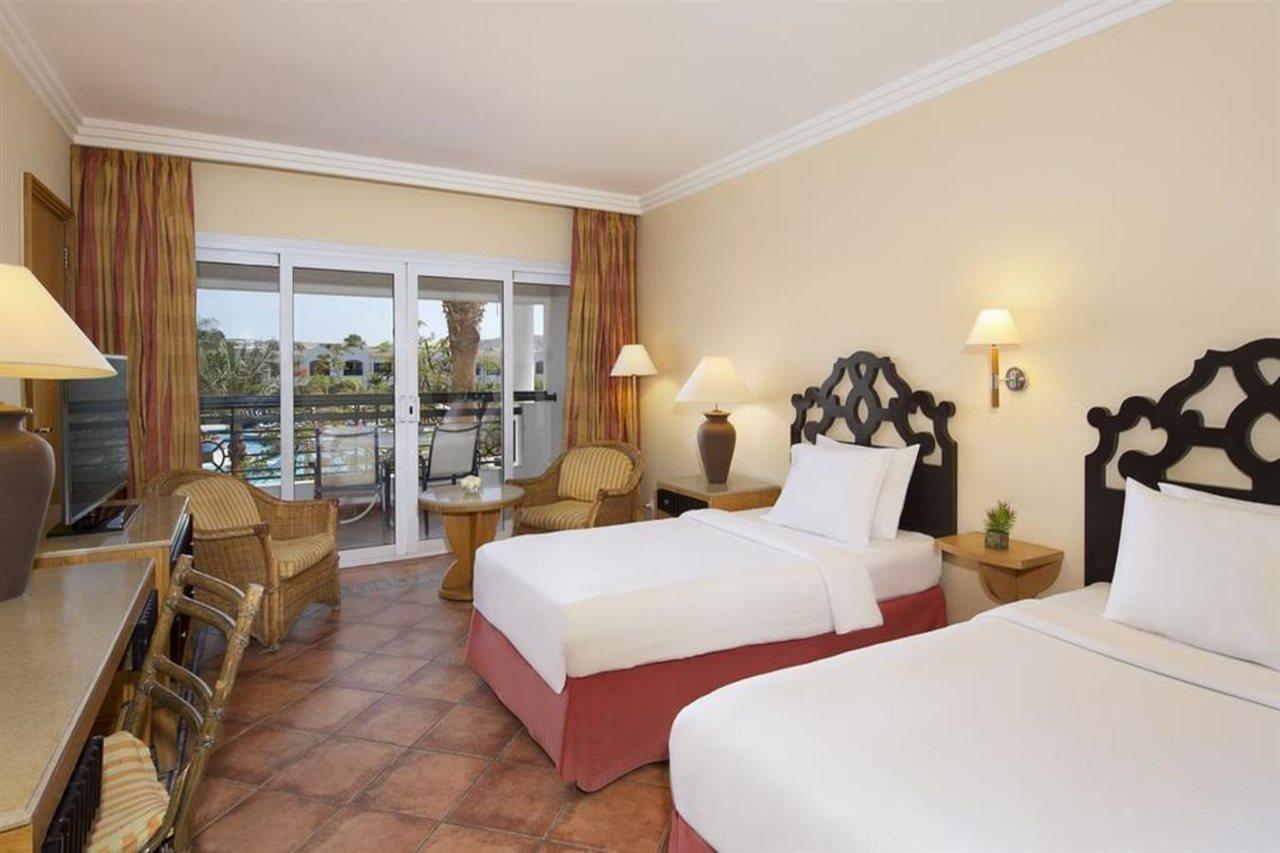 Sharm Dreams Vacation Club - Aqua Park 호텔 외부 사진 A room at the Hilton Luxor