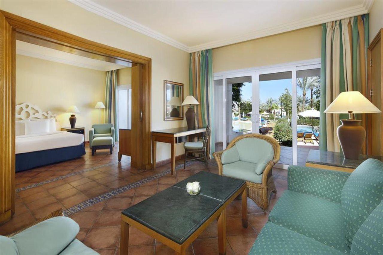 Sharm Dreams Vacation Club - Aqua Park 호텔 외부 사진 A suite at the Hilton Sharm El Sheikh Resort